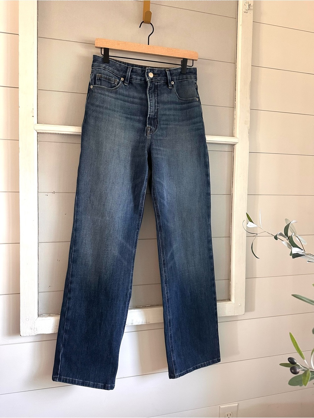 Good American High-Rise Straight Leg Jeans